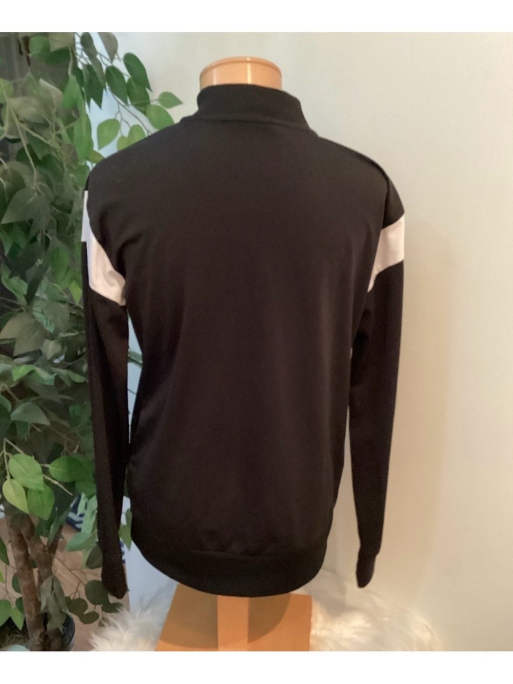 Puma Black Full Zip Track Jacket Women’s Size XL Athletic Activewear Jacket - Picture 8 of 14